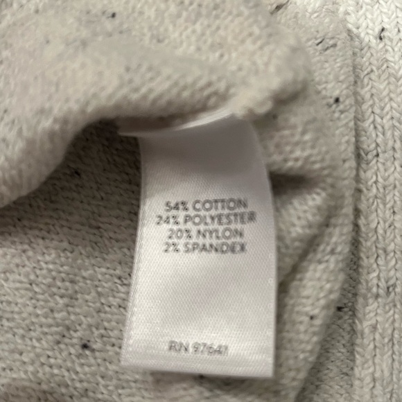 Pure Jill Chic V-Neck Speckled Sweater for Women NWOT.. Never worn - Picture 5 of 8